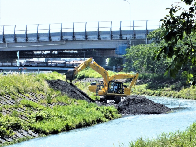 土木、コンクリート、外構工事 浚渫工事